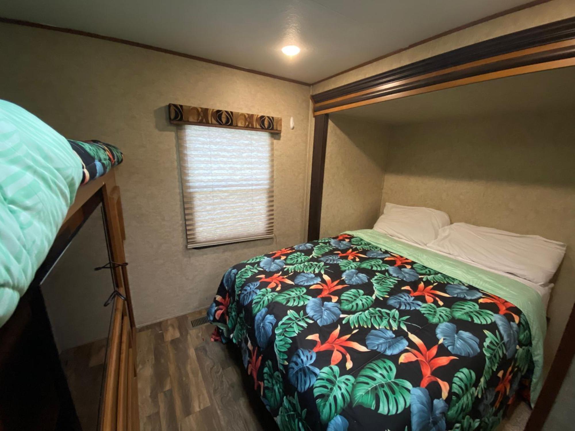 Blue Dolphin Inn&Cottages Grand Isle Extérieur photo