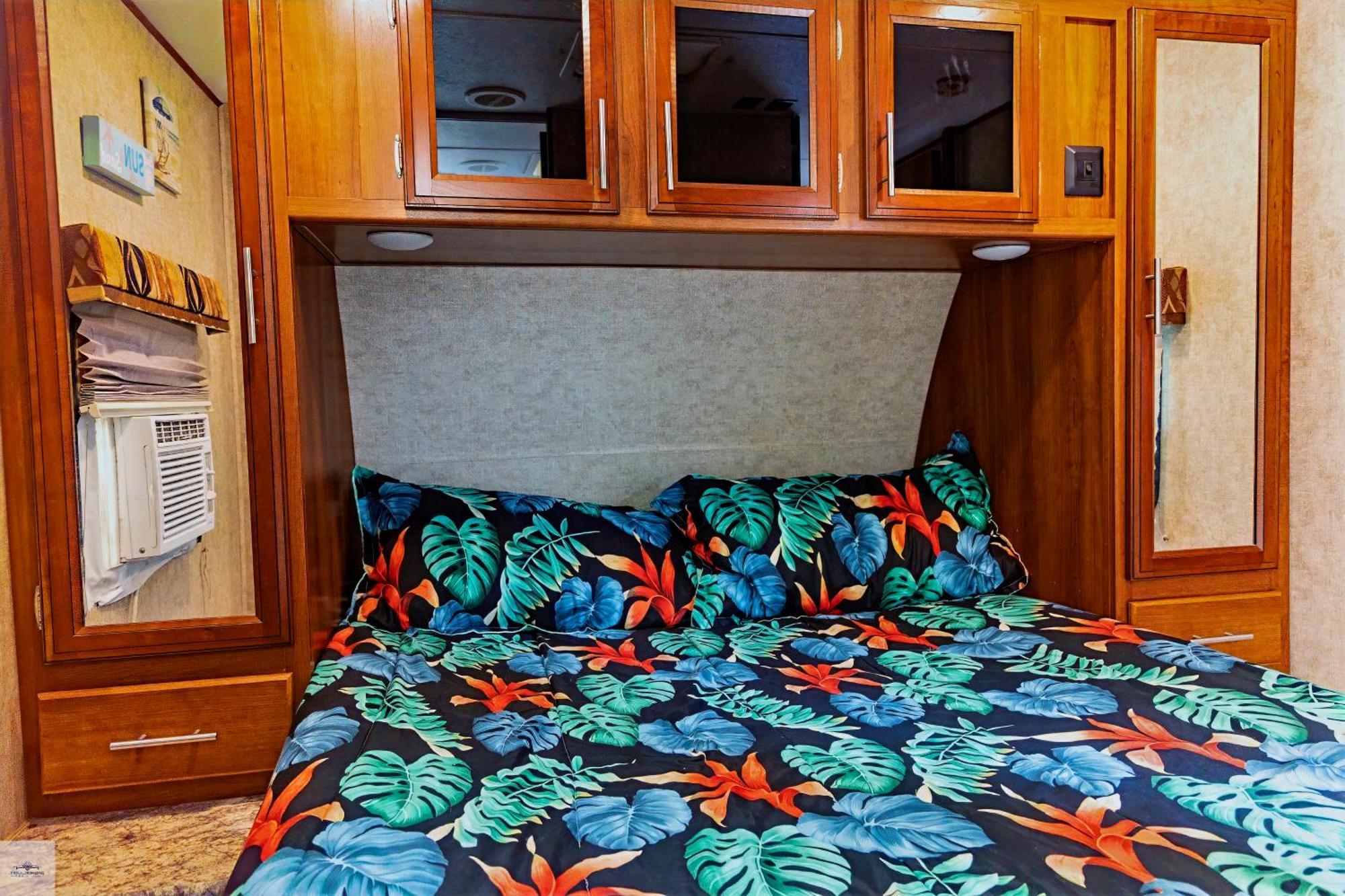 Blue Dolphin Inn&Cottages Grand Isle Extérieur photo