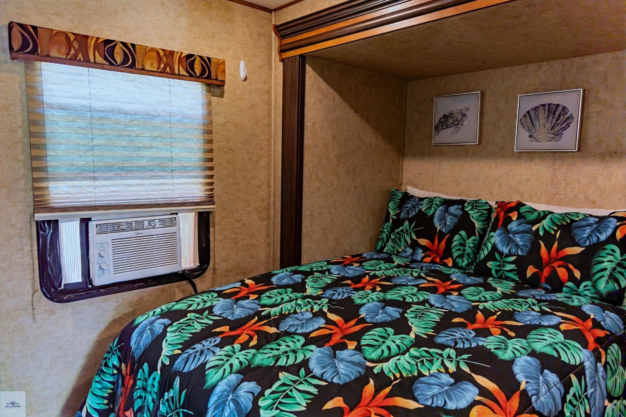 Blue Dolphin Inn&Cottages Grand Isle Extérieur photo