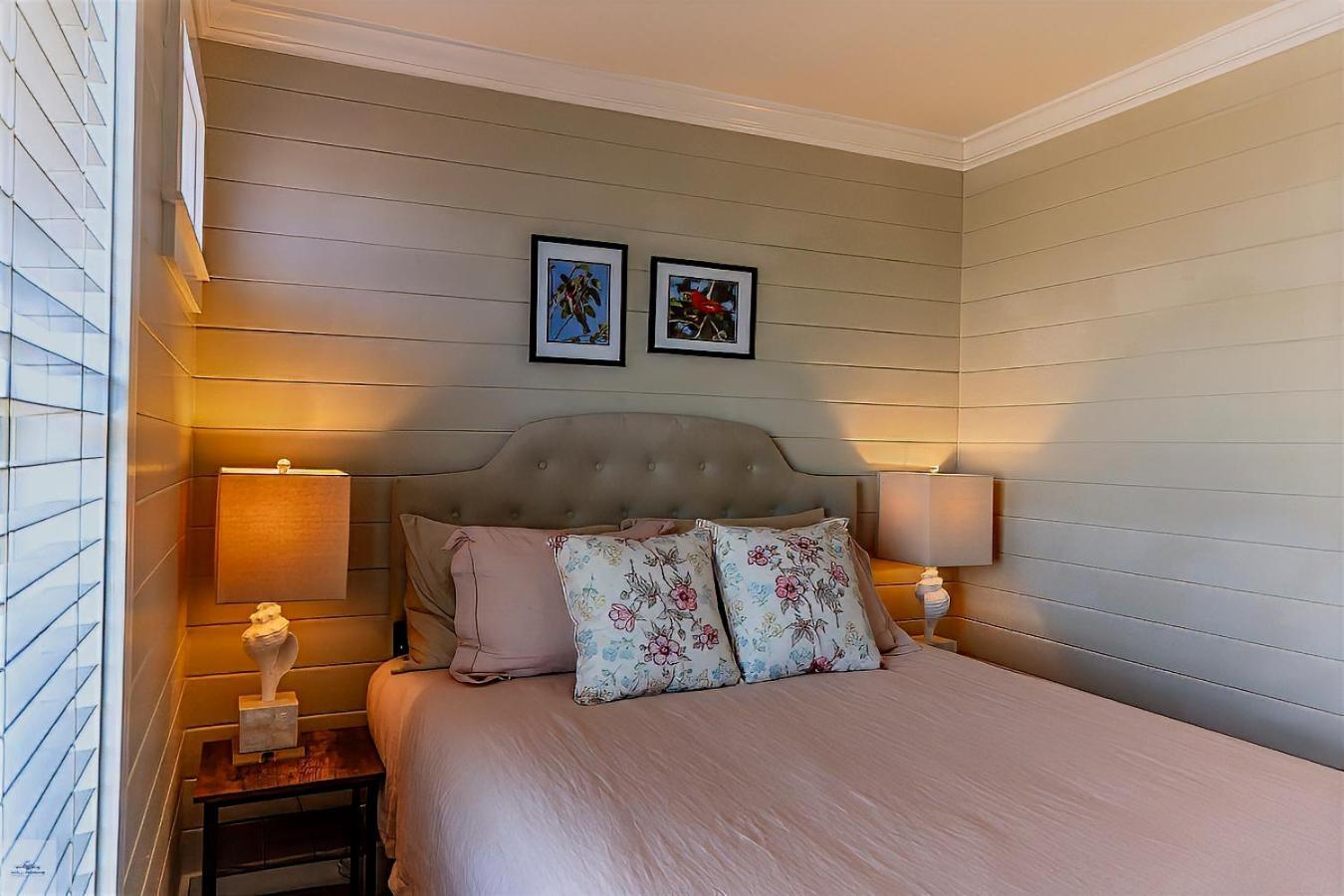 Blue Dolphin Inn&Cottages Grand Isle Extérieur photo